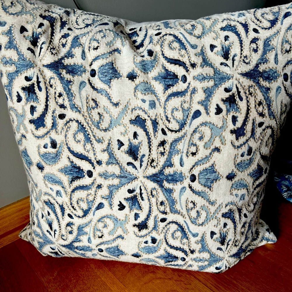 Pottery Barn set of 3 Pillow Covers